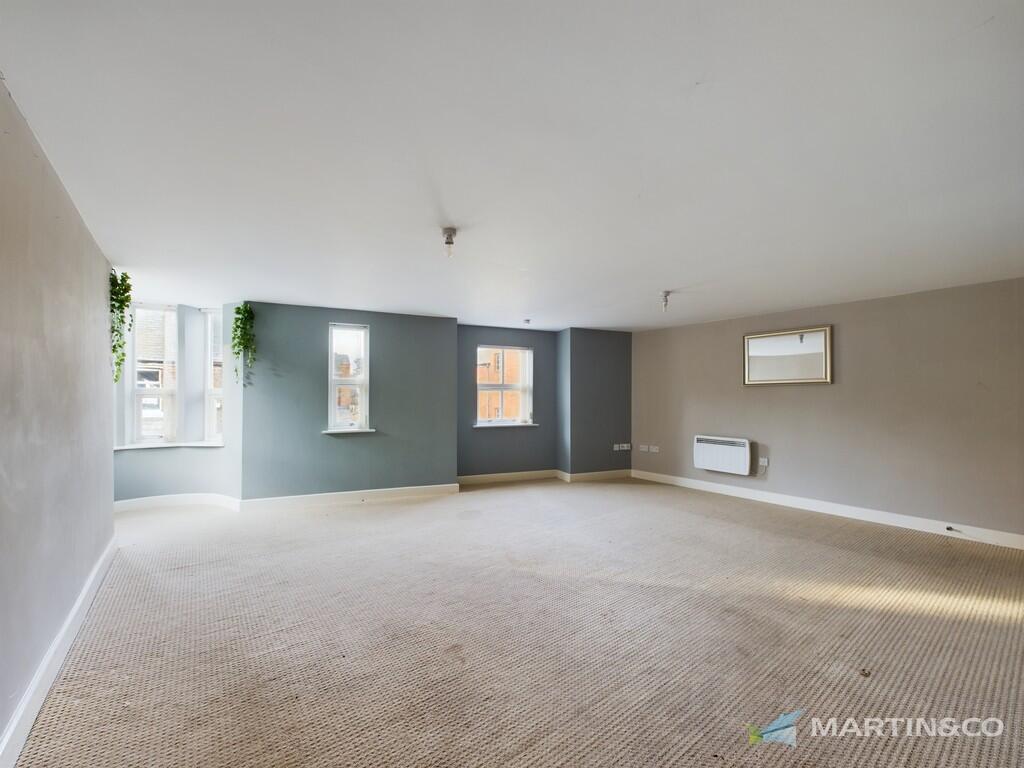 CAM02318G0-PR0402...