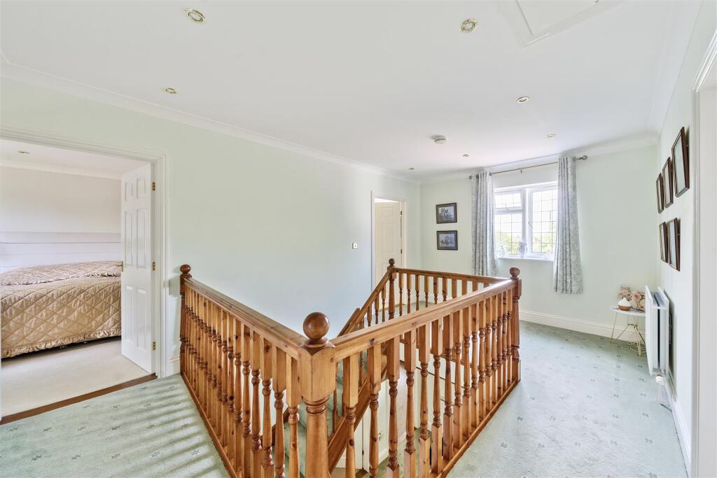 GALLERIED LANDING.jpg