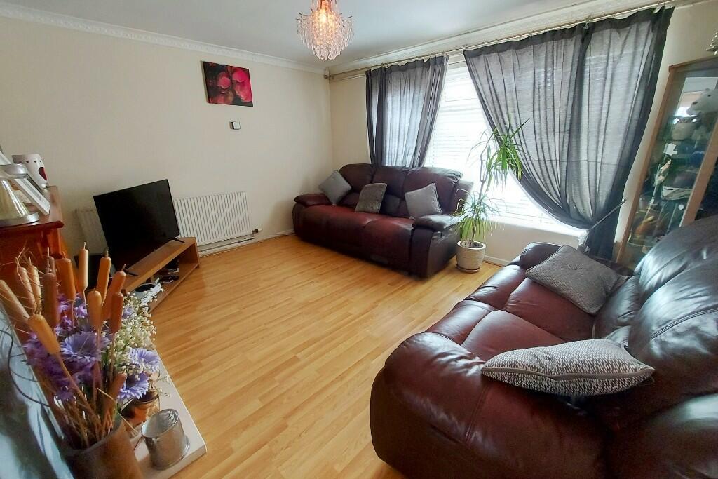 14' x 12' Sitting Rm