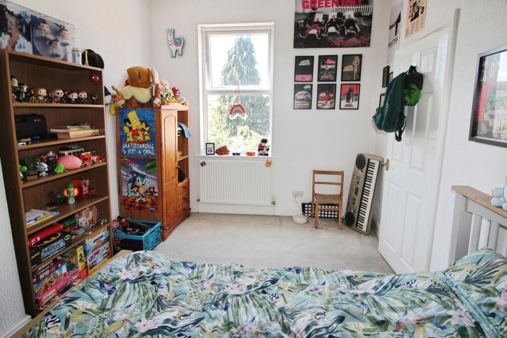 Bedroom 2.JPG