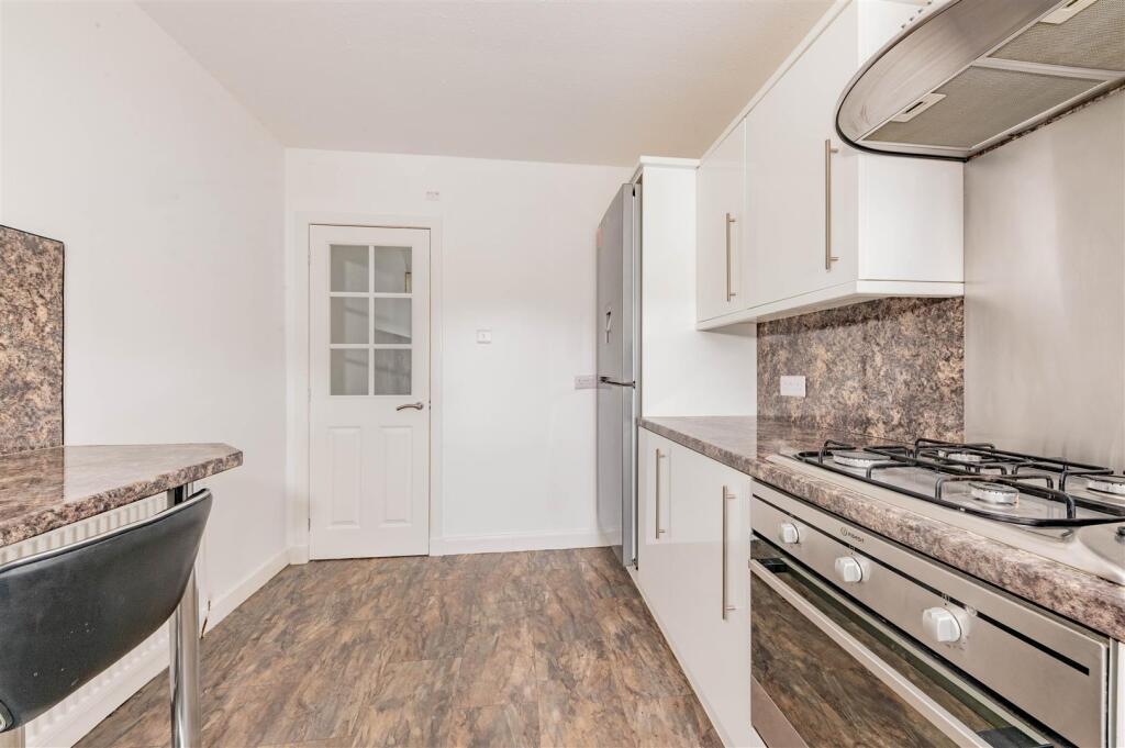 415 Strathmartine Road Dundee-6.JPG