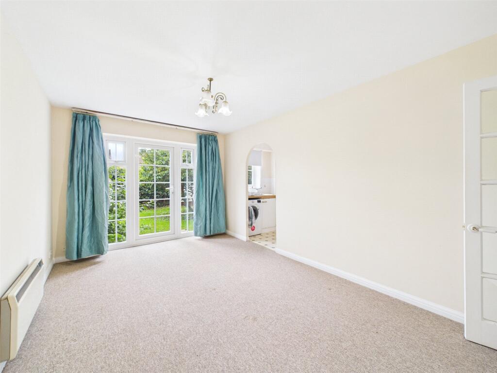 Living/Dining Room