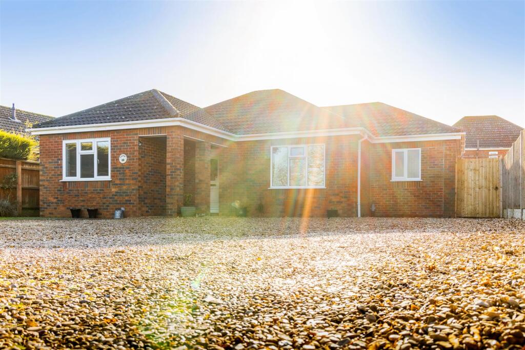 Foxgloves (Old Leake)-4.jpg