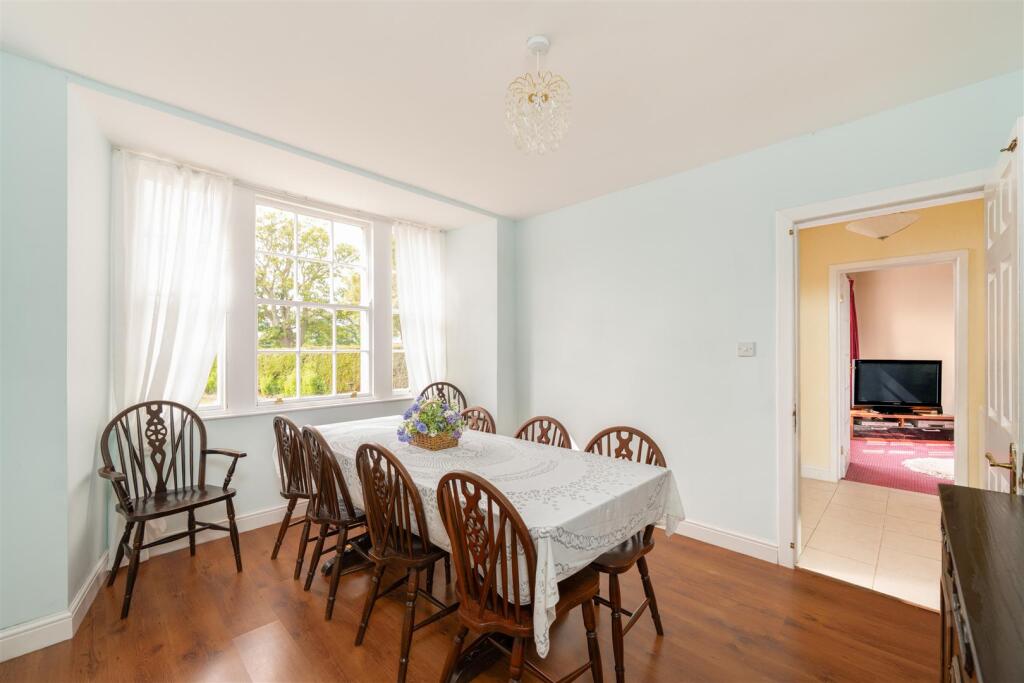 1_Swinton_Bridge_End_Farm_Cottage-07.jpg