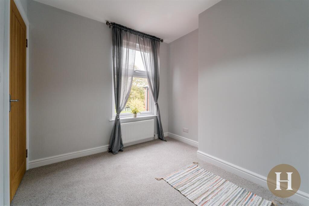 Hadleigh Estate Agents-14.jpg