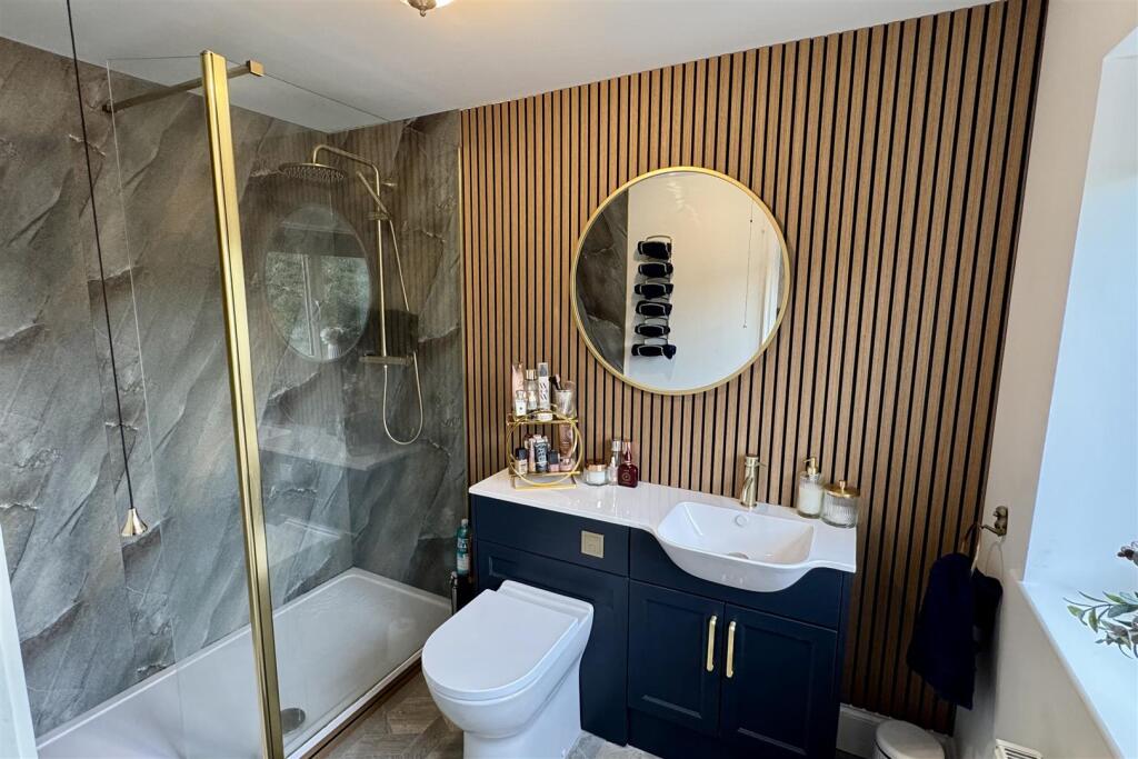 En-Suite Shower room
