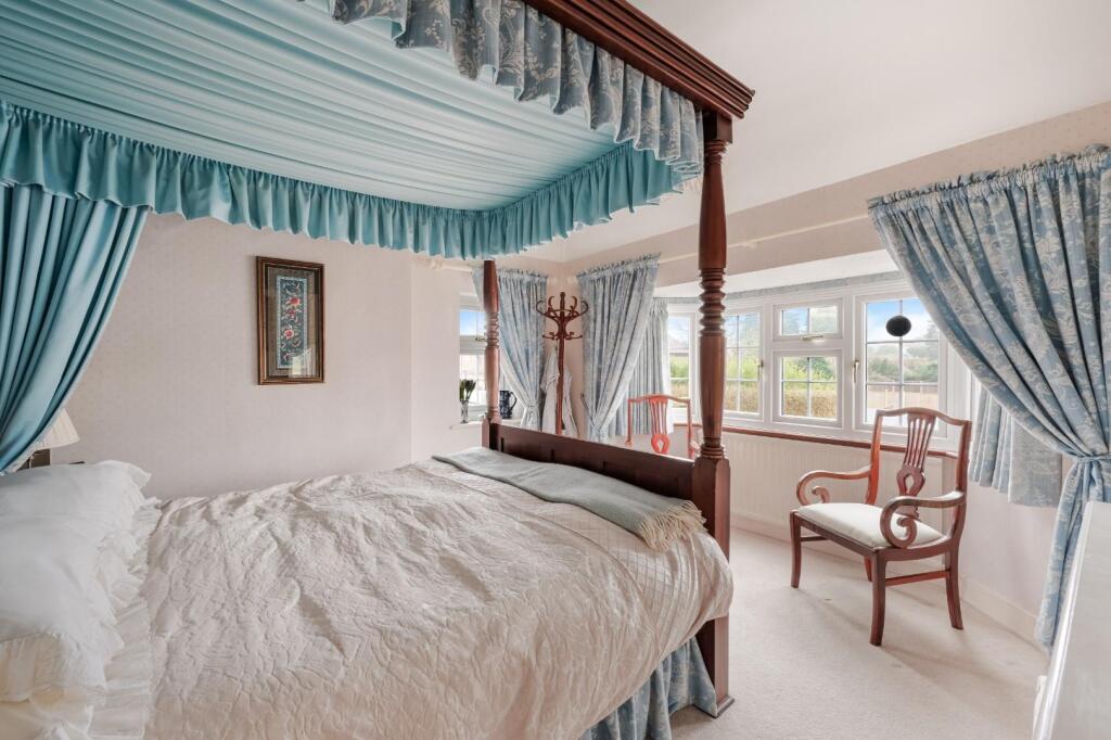 TATTENHAM WAY (17).jpg