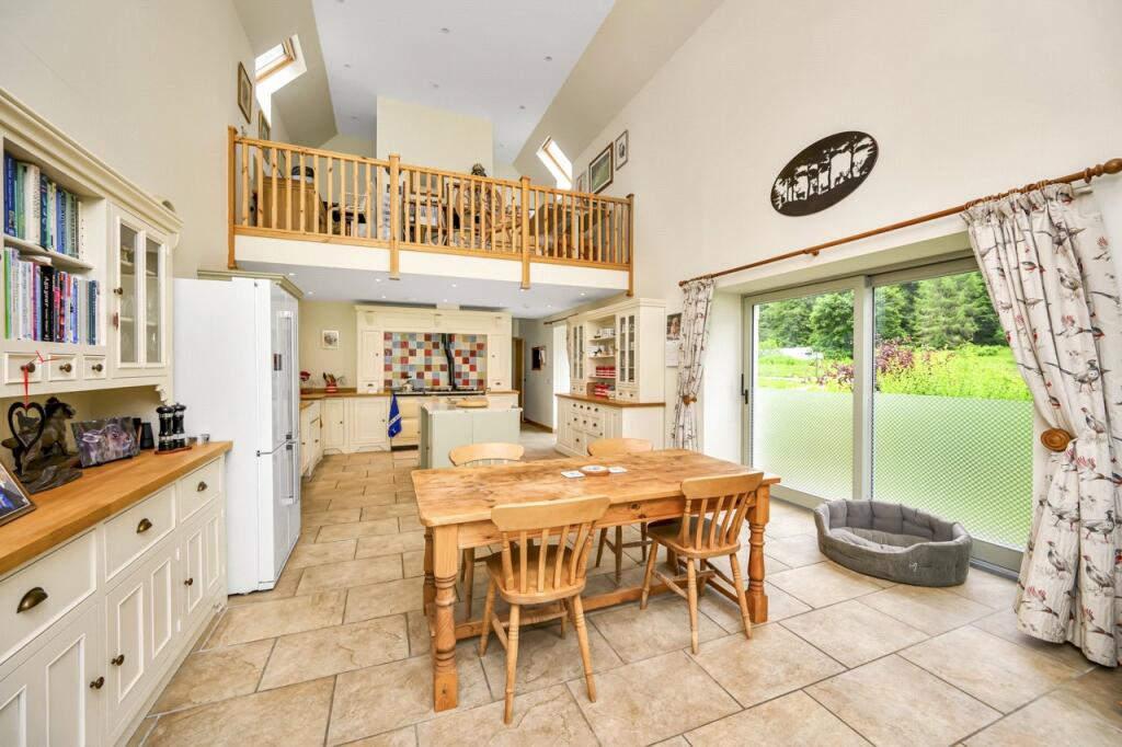 Dining Kitchen