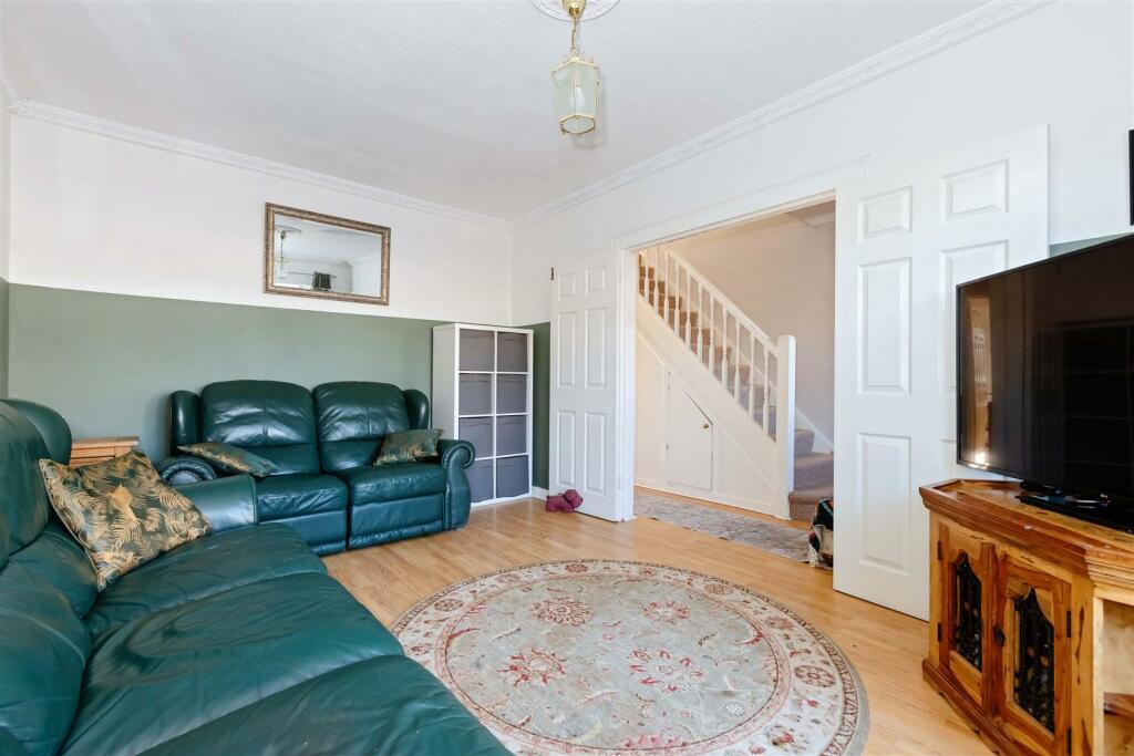 52 Guildford rd_13.jpg