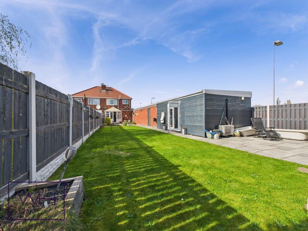 CAM03785G0-PR0251-ST