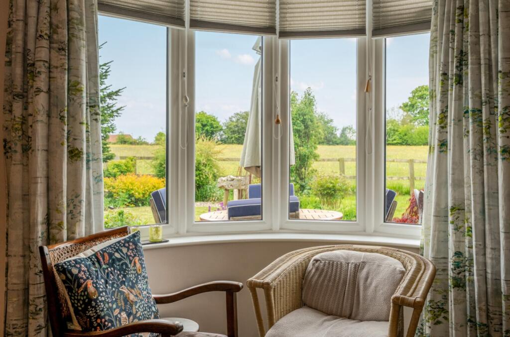 Harrogate Estate Living Room3