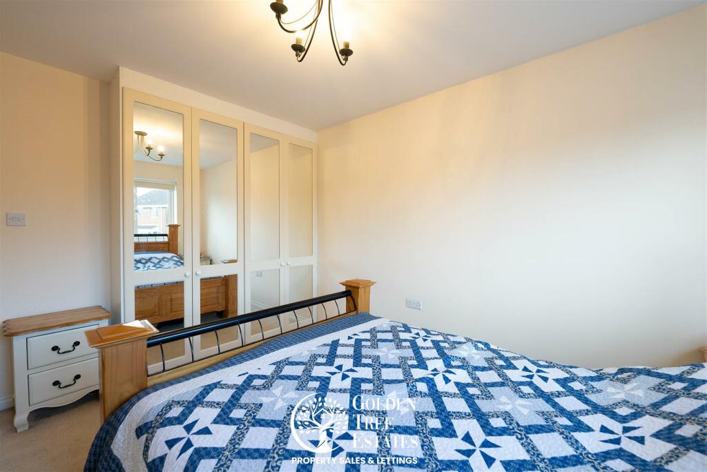 Principal Bedroom.jpg