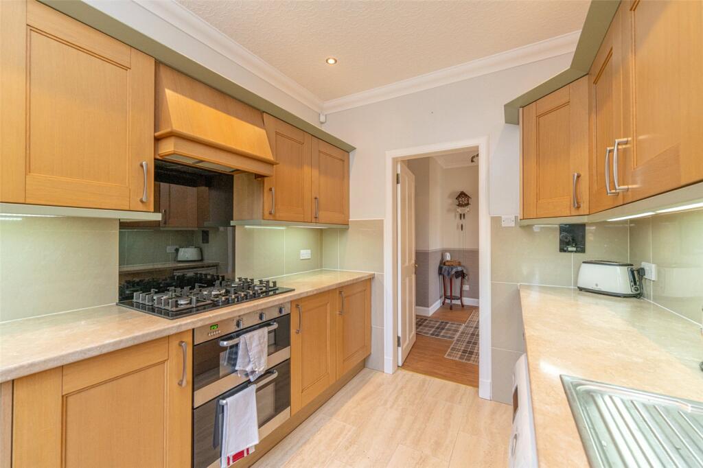Kitchen Alt