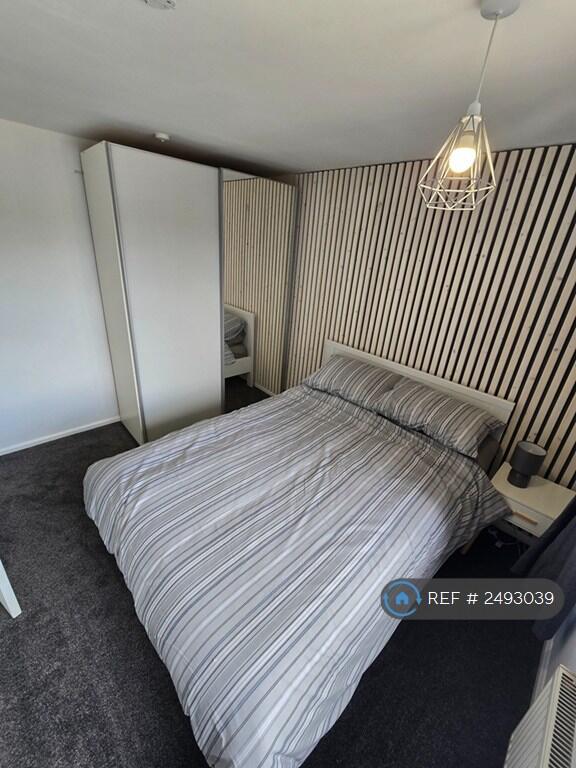 2nd Double Bedroom