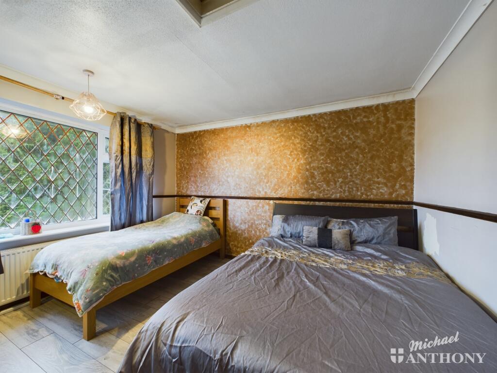 CAM02773G0-PR0225-STILL002