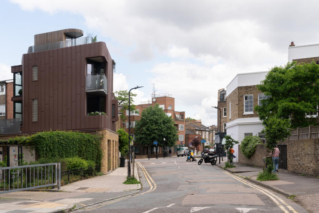 216422 - 1-LONDON-FIELDS-WEST-76.jpg