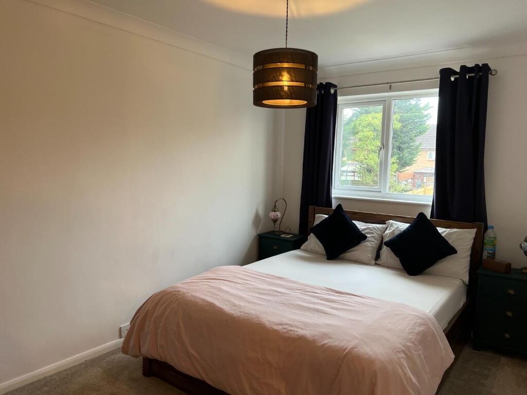 Rhuddlan Close Bedroom 1.JPG