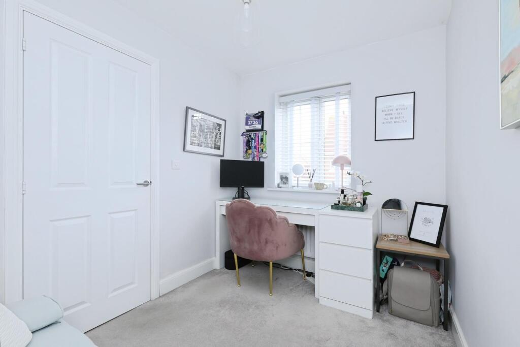 BEDROOM NO.3