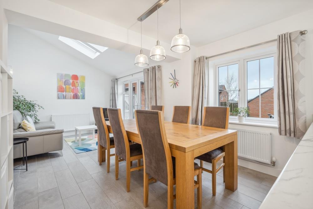 DSC01832 - 800px.jpg