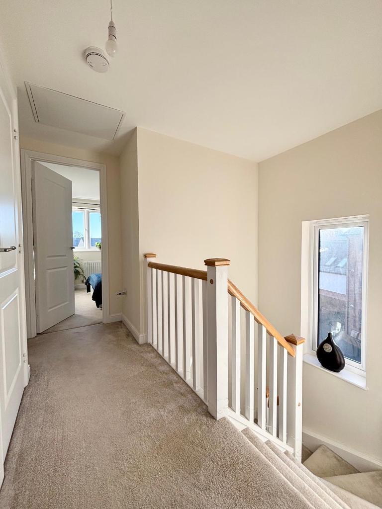2nd Floor Landing