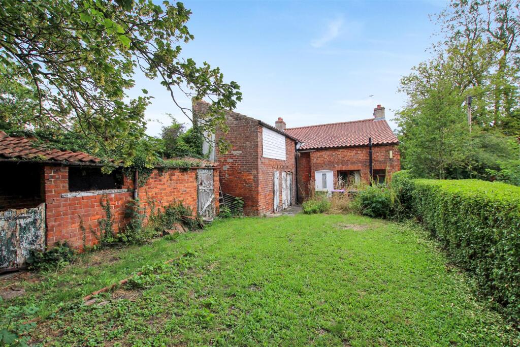 Rear Elevation - N1.JPG