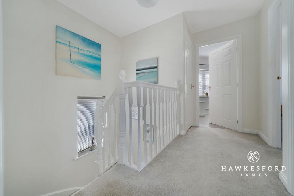 Edward Drive, Sittingbourne - First floor landing