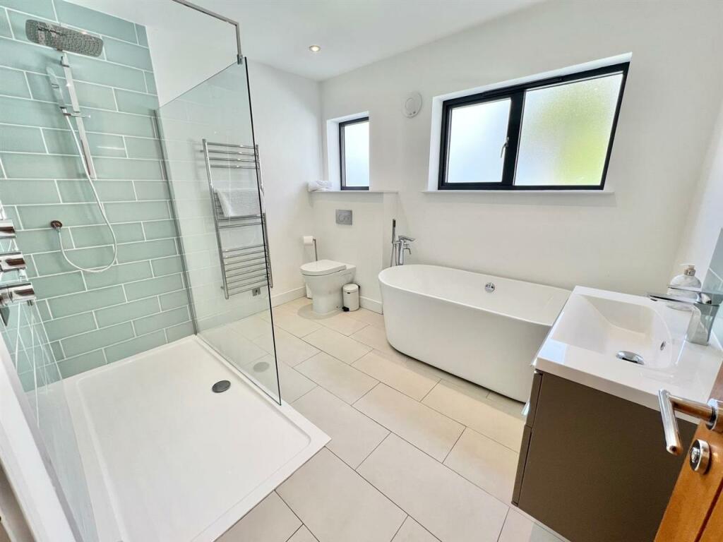 Family Bath/