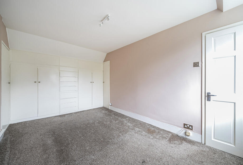 1349146-6-68b81cd...