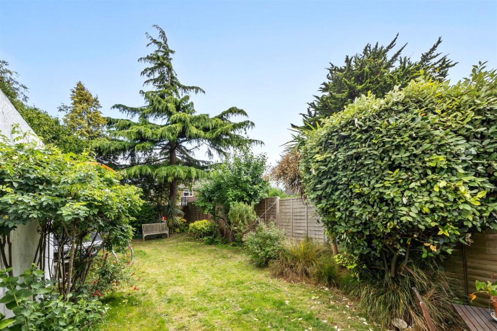 Hangleton Road 85 GARDEN 2.jpeg