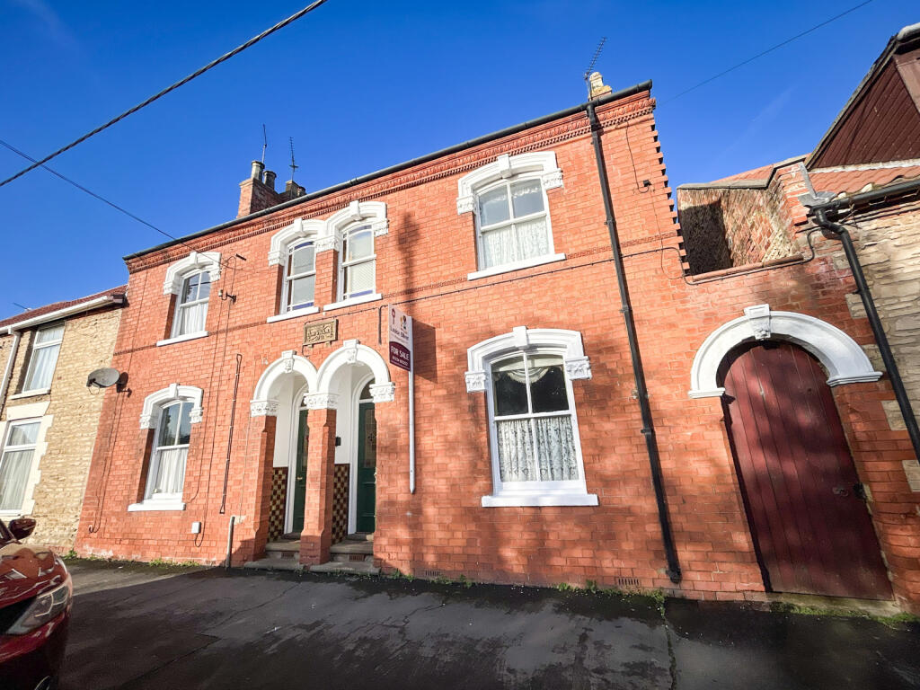 Spacious Period Property full of character | King