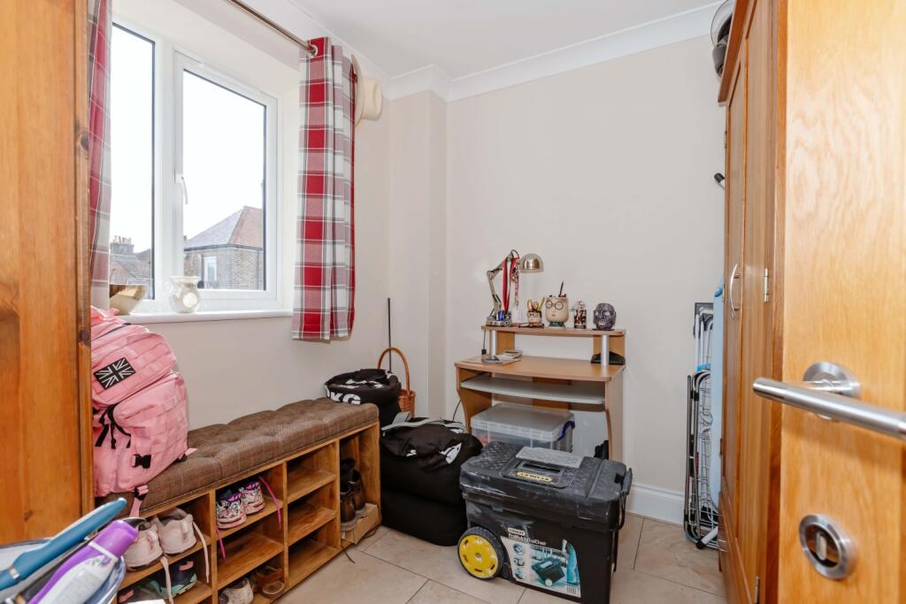 Pier Road_28