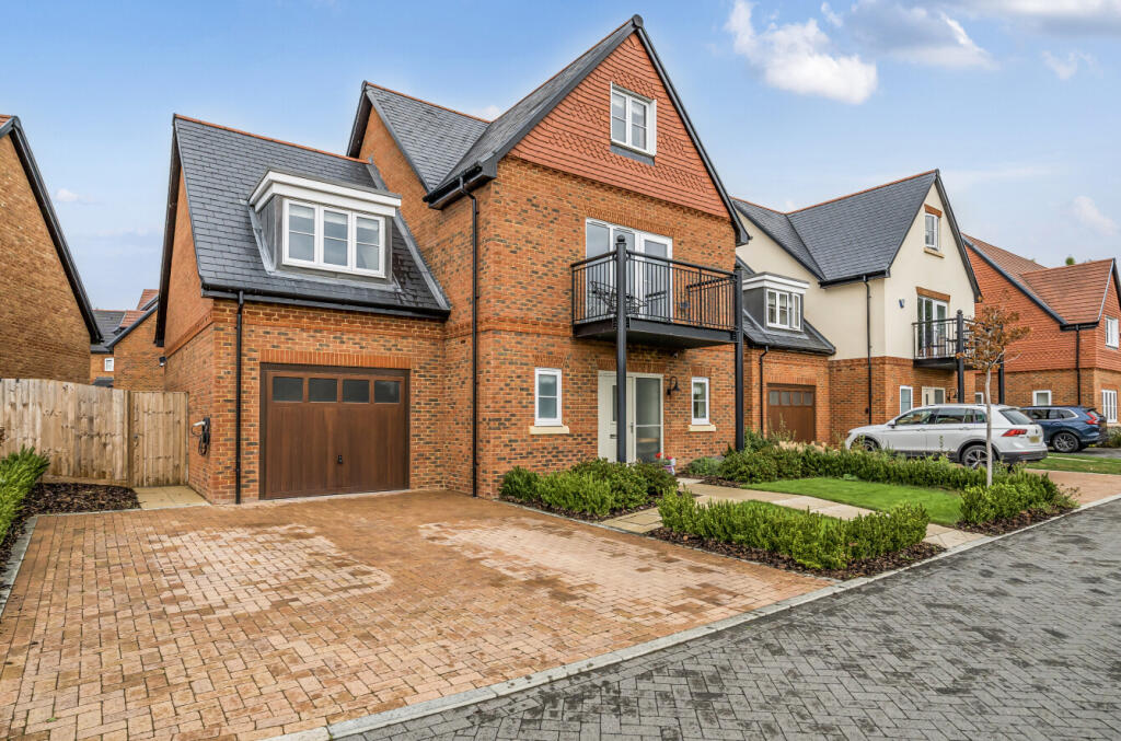 Lovejoy Road, Warfield, Bracknell