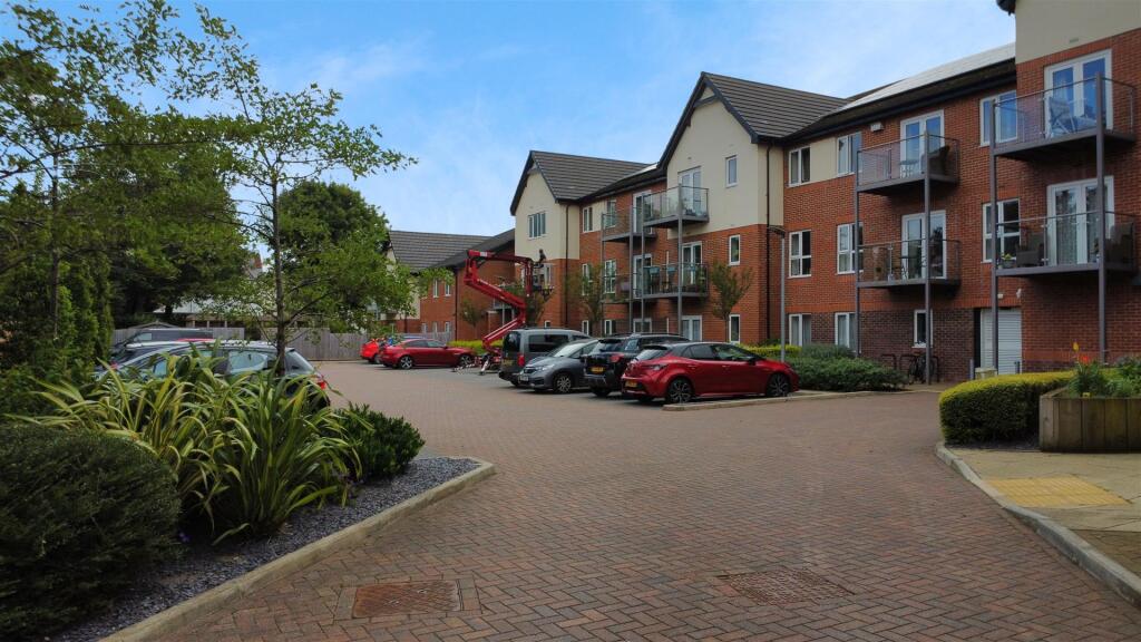 The Sailings Car Park