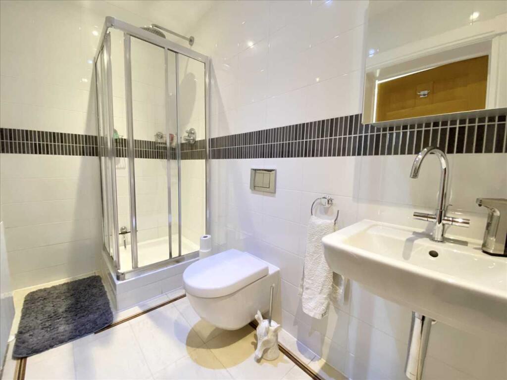 Ensuite Shower Room