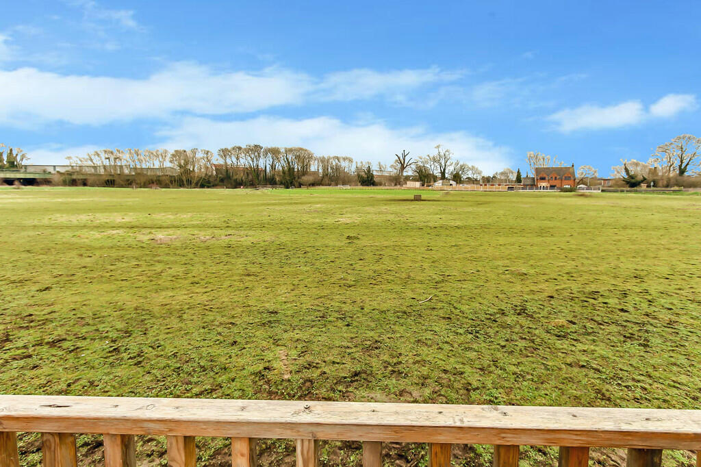 Fields View