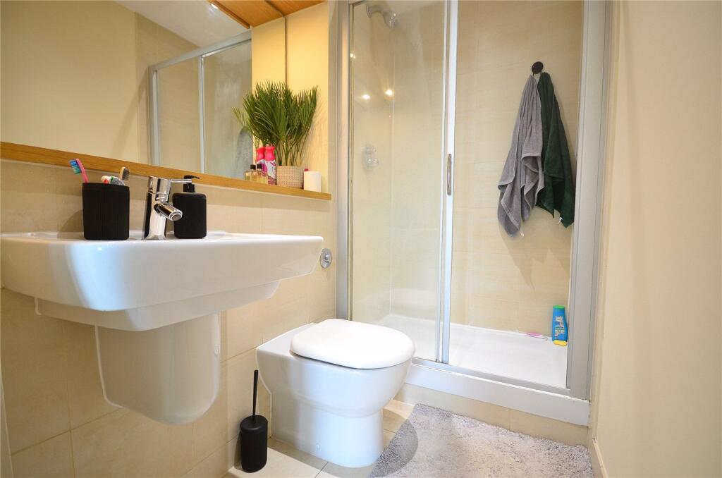 Ensuite