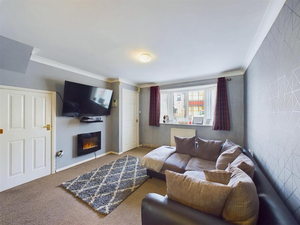 Lounge:
