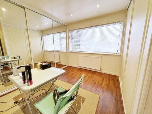 3 moss bank bed 3.jpg