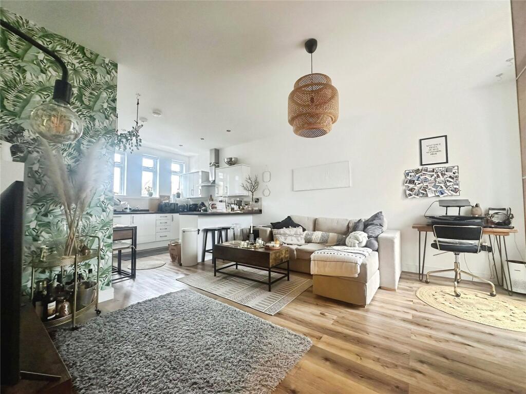 Kitchen/Living Room