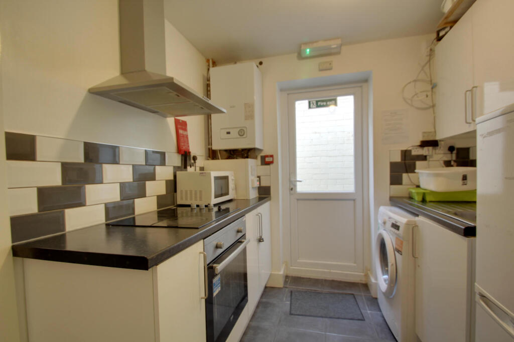 Share kitchen