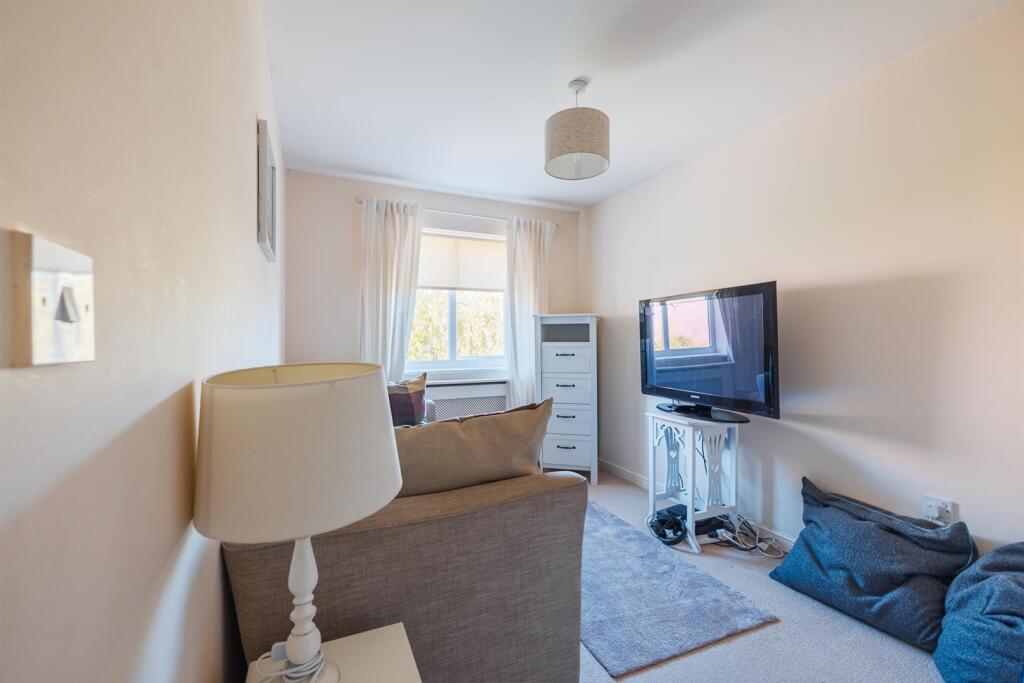 11 Reins Croft-64.jpg