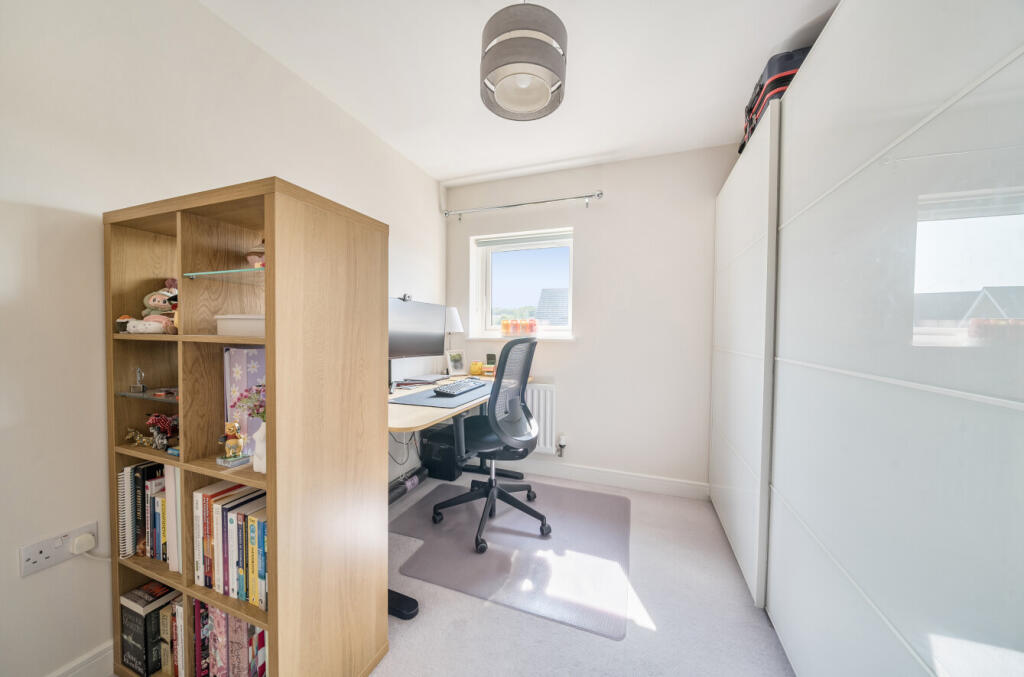 1335488-12-68932f...