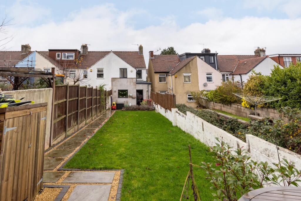 199 Luckwell Road, BS3-35.jpg