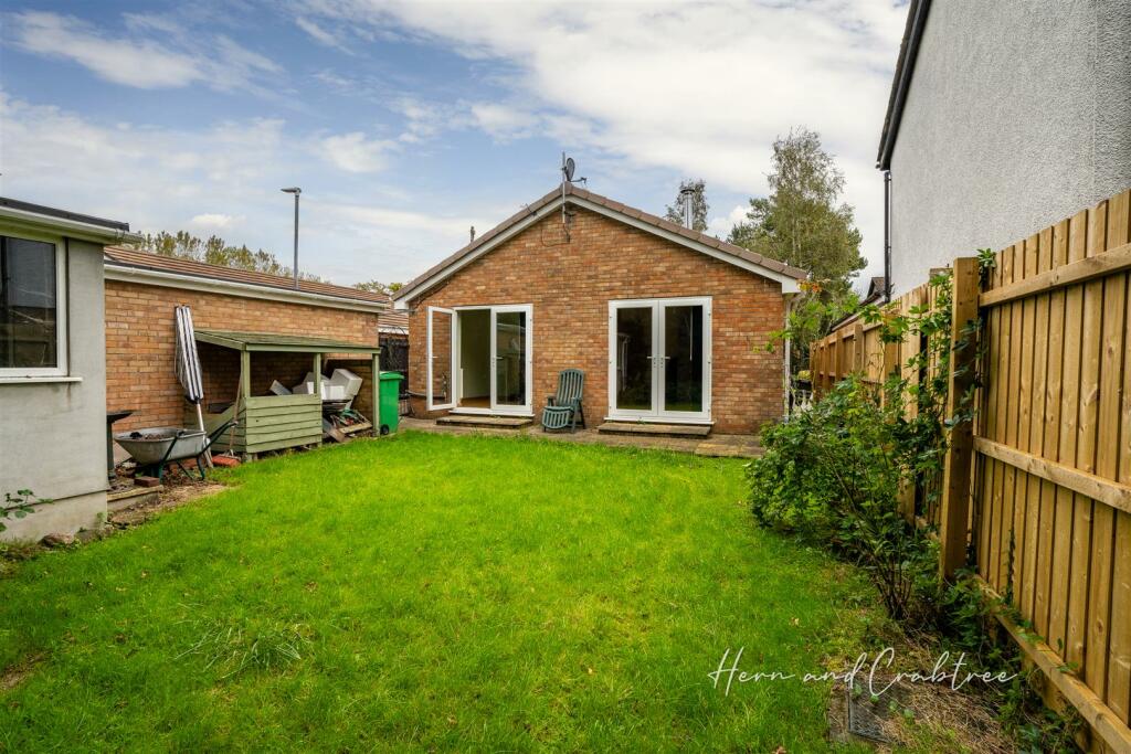 Avonridge, Thornhill, HernCrabtree (4).jpg