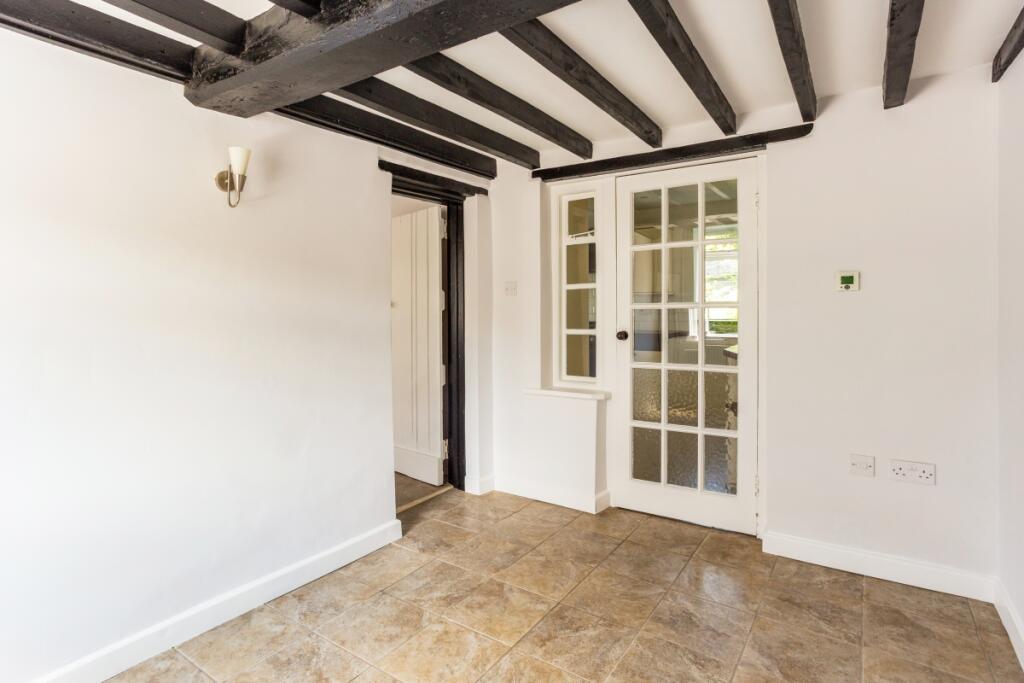 Blythe Cottage 31...