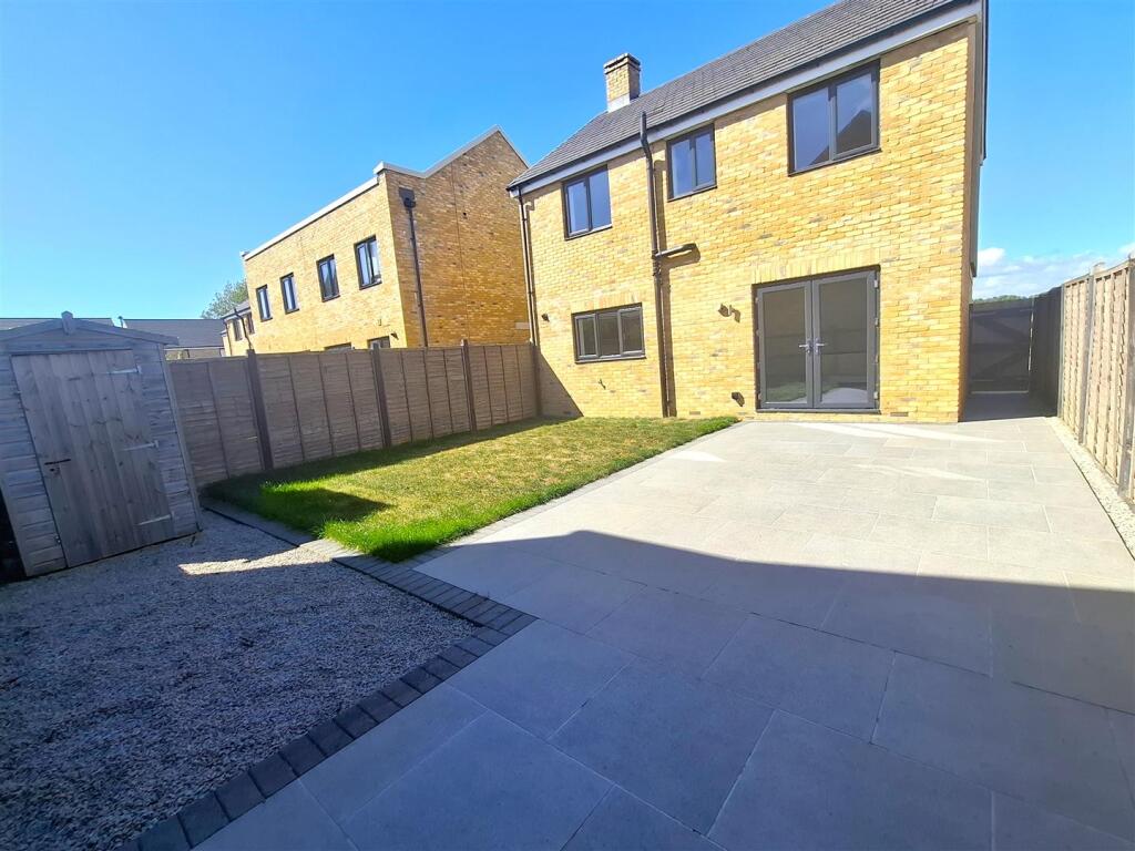 Garden 2.jpg