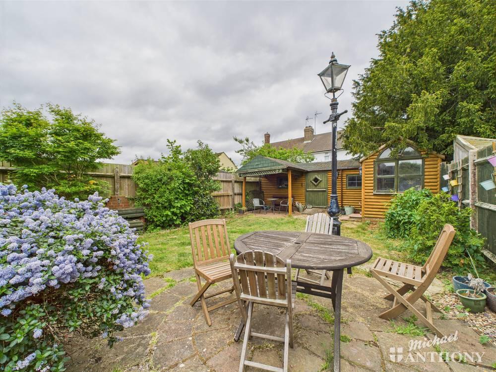 CAM02773G0-PR0299-STILL005-thumbnail-h750-70