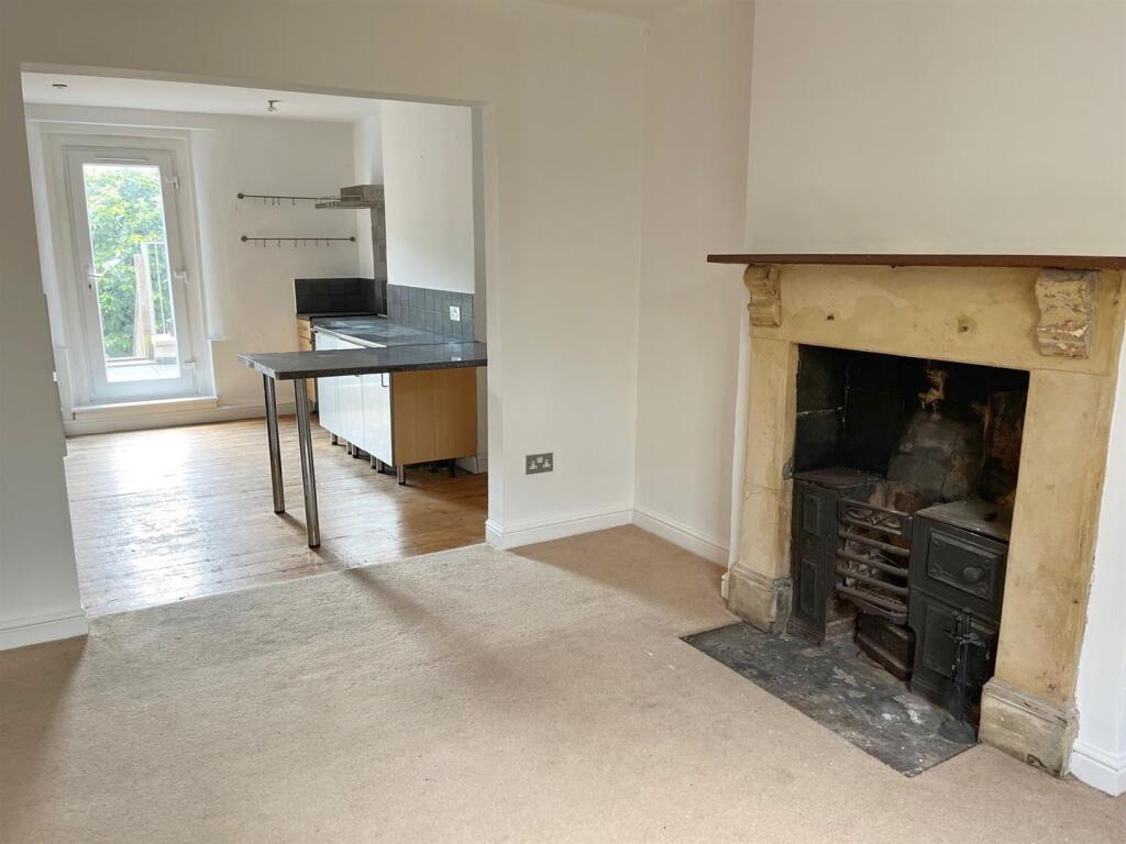 Lounge through to kitchen.jpg