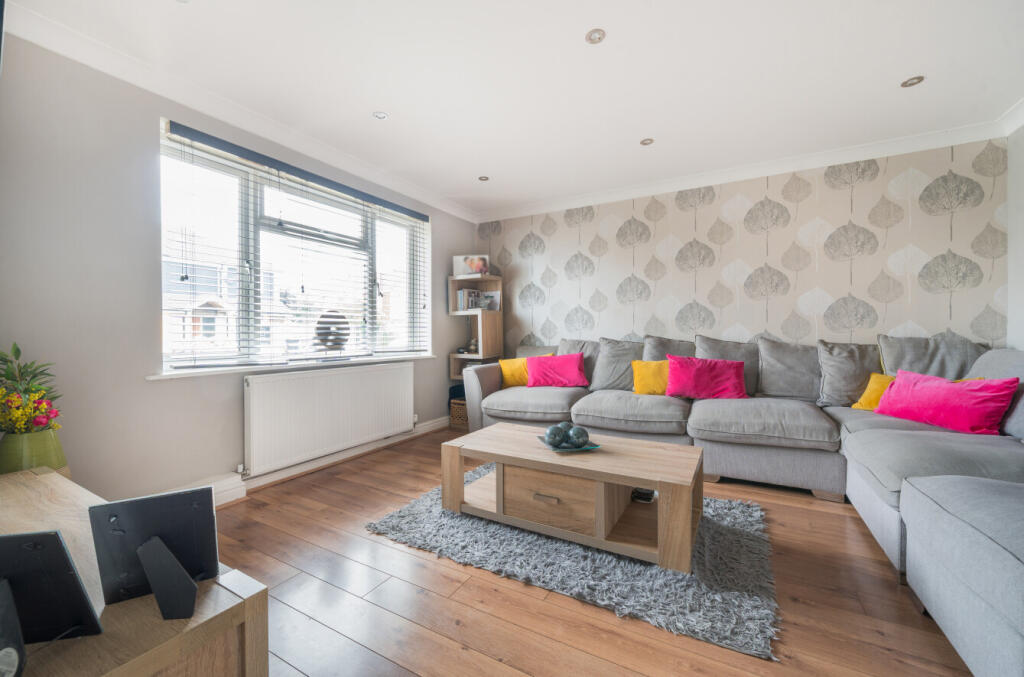 1331290-1-6890749...