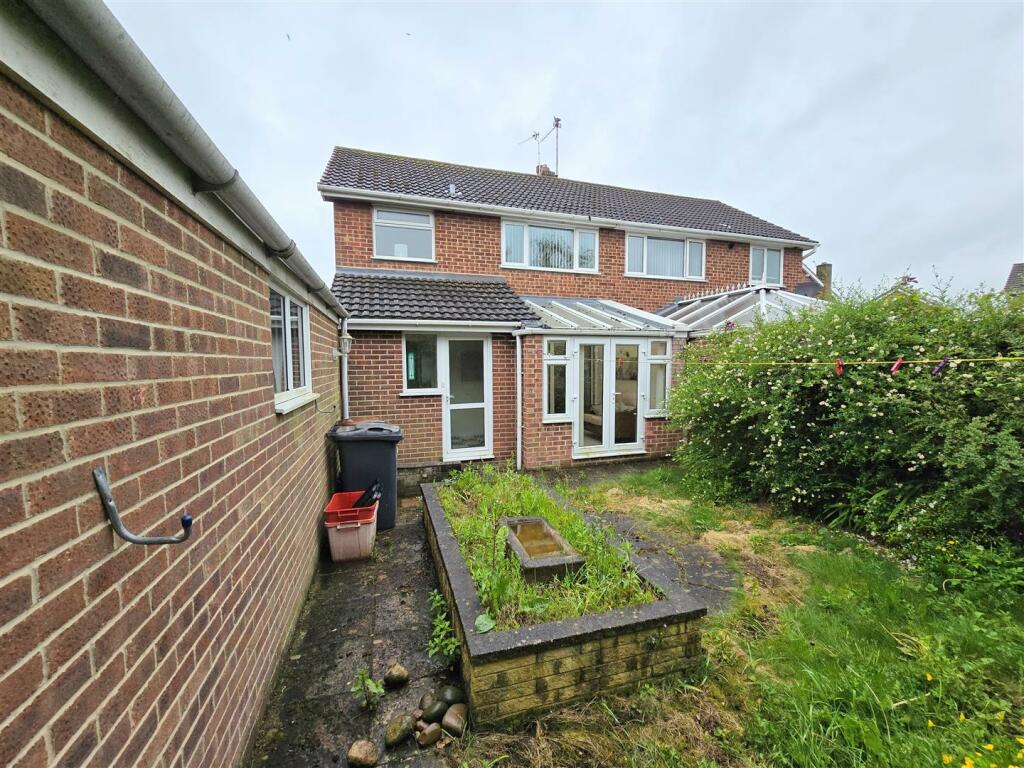 15 Huntingdon Road, Ashby